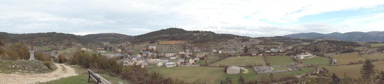 Gite Clevacances Laval-du-Tarn ภายนอก รูปภาพ